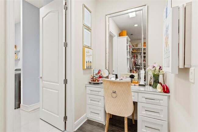 Building Photo - 10067 Mere Pkwy