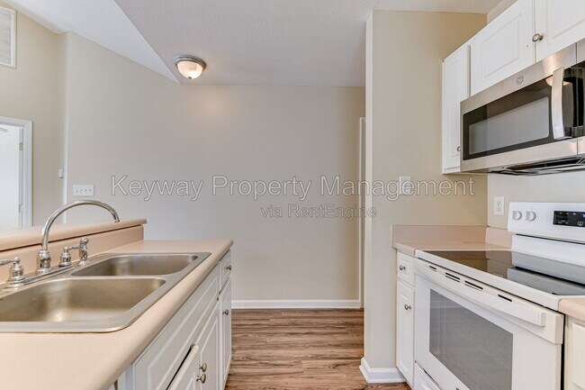 Building Photo - 414 Northrop Pl