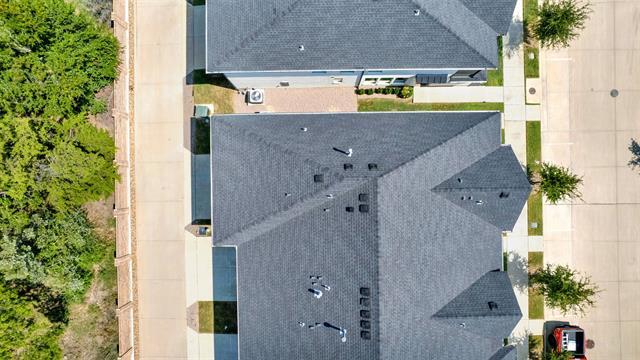 Building Photo - 7717 Reis Ln