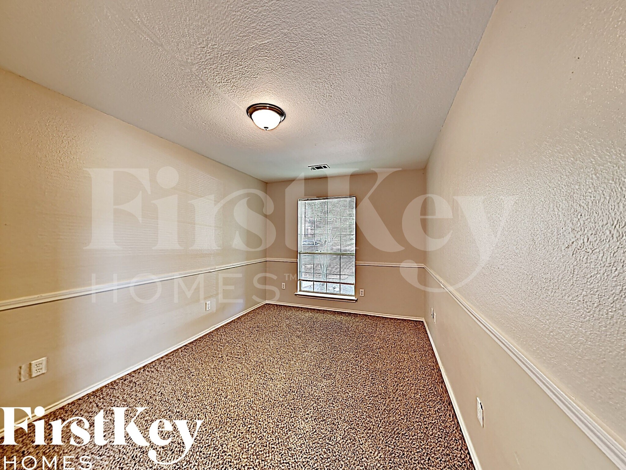 Building Photo - 415 N Gaston Dr