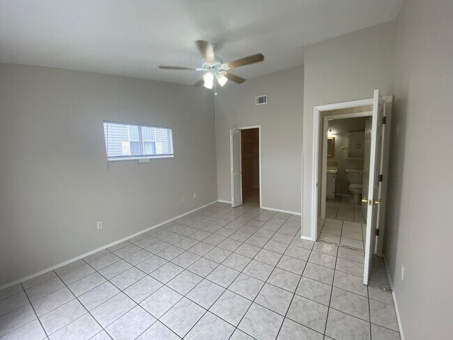 Building Photo - 3300 Loveland Blvd