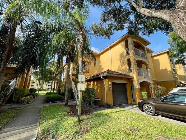 Building Photo - 9615 NW 1st Ct