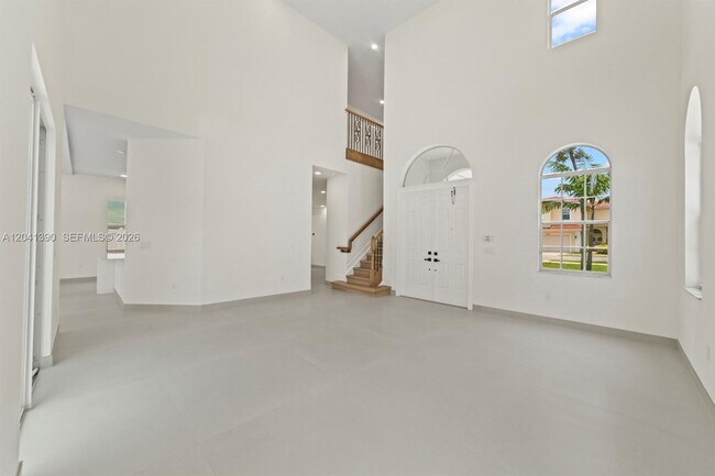 Building Photo - 3040 SW 44th Ct