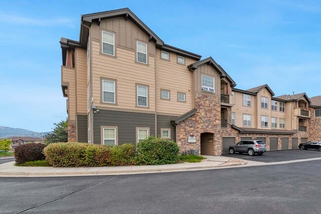 Building Photo - 4790 Wells Branch Heights