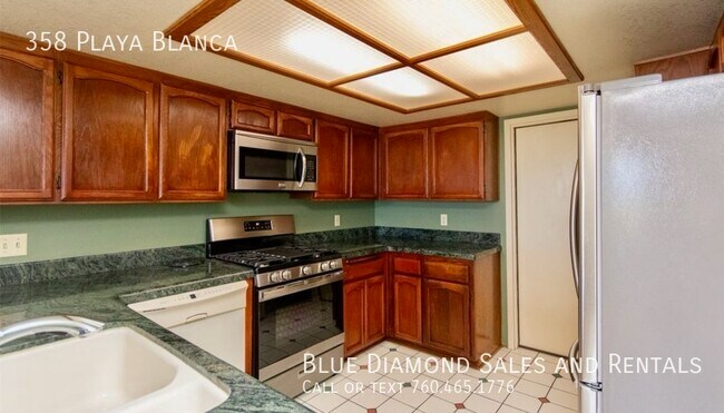 Building Photo - 358 Playa Blanca