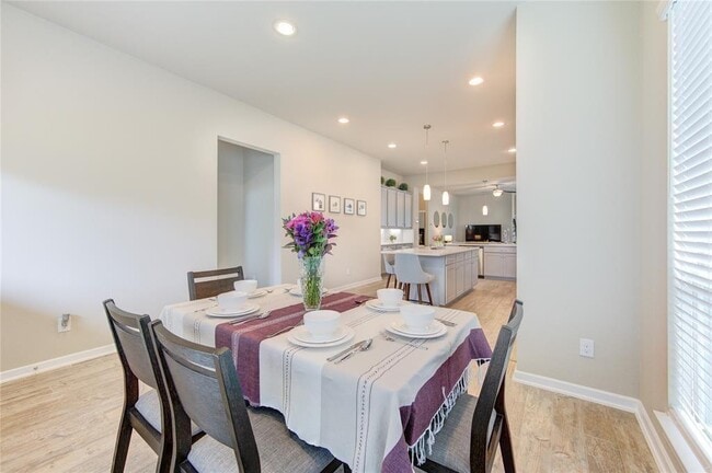 Building Photo - 6019 Bristlegrass Ln