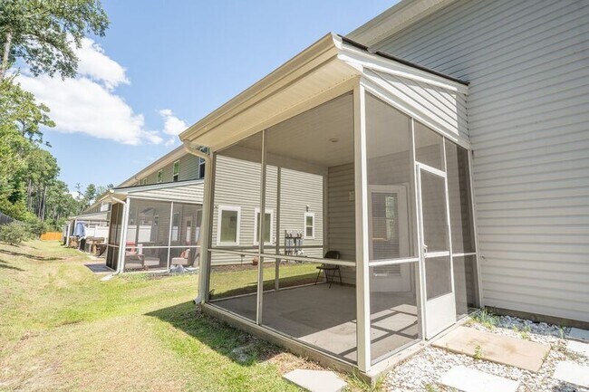 Building Photo - 148 Benelli Dr
