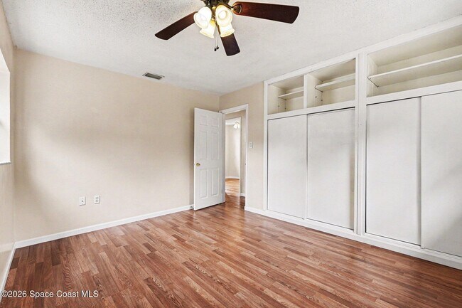 Building Photo - 3960 Barcelona St