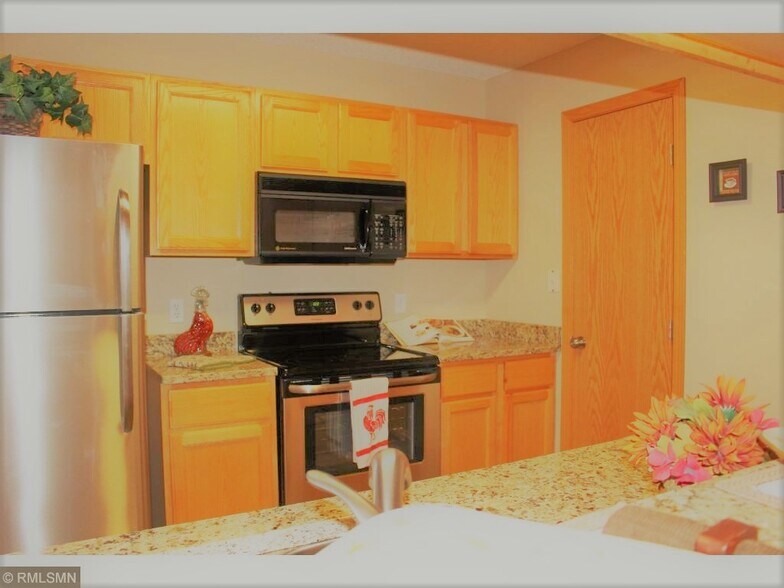 Building Photo - 4415 Naper Bay