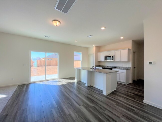 Building Photo - 1036 Lacebark Pne Ln