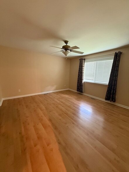 Building Photo - 2851 Garden Dr