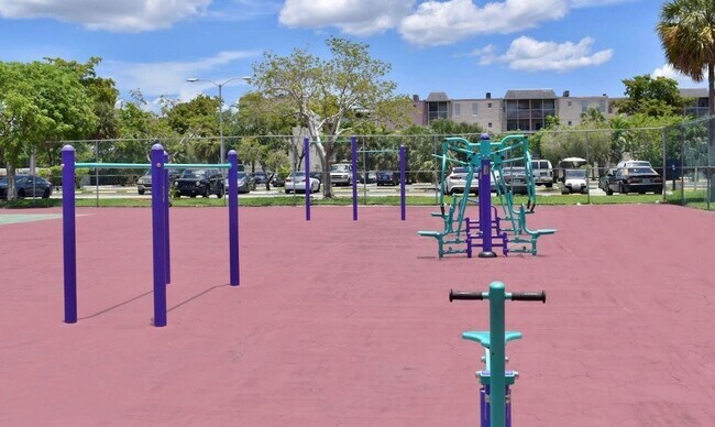 Building Photo - 2580 NW 56th Ave