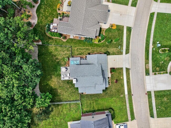 Building Photo - 6582 Rosewood Ln
