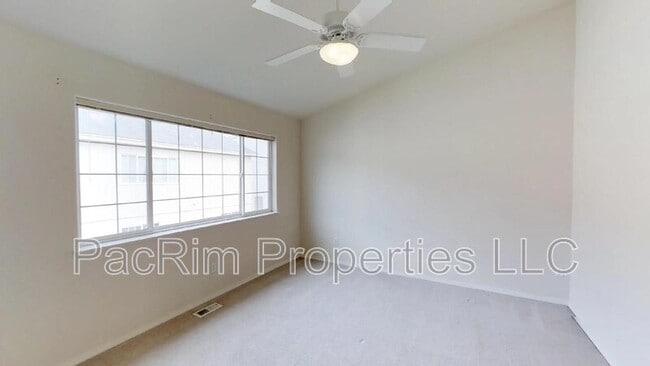 Building Photo - 5740 Sapphire Loop