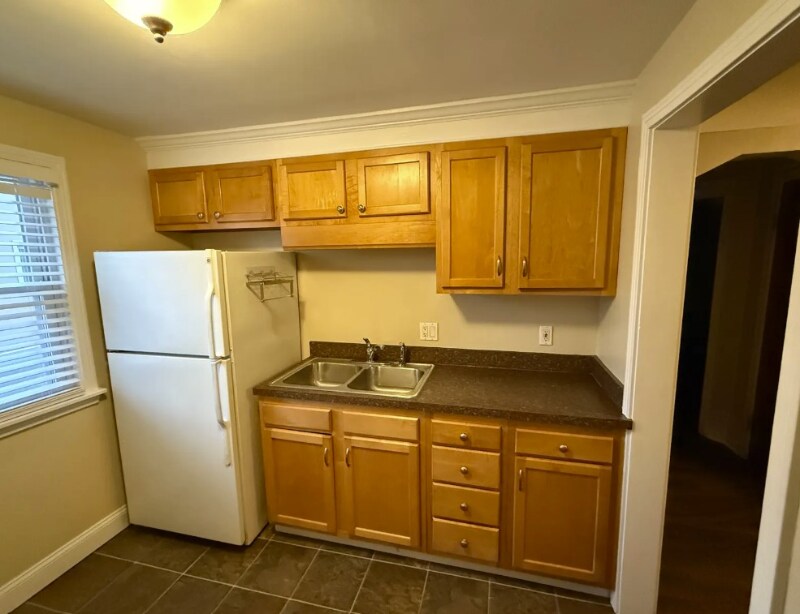 Building Photo - 369 Potters Rd