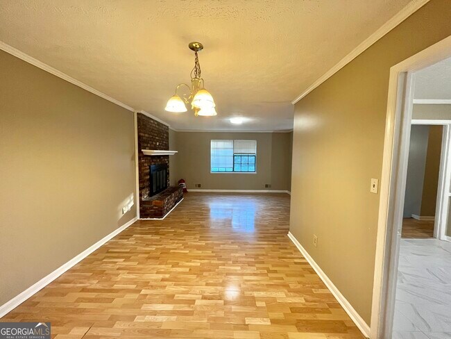 Building Photo - 152 Rountree Rd