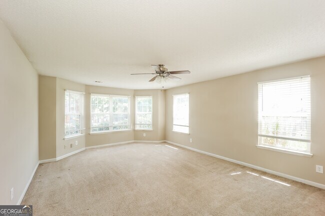 Building Photo - 11885 Registry Blvd