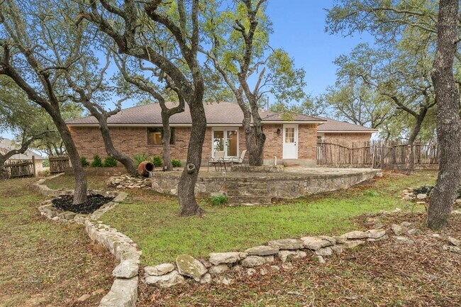 Building Photo - 900 Morgan Hill Dr