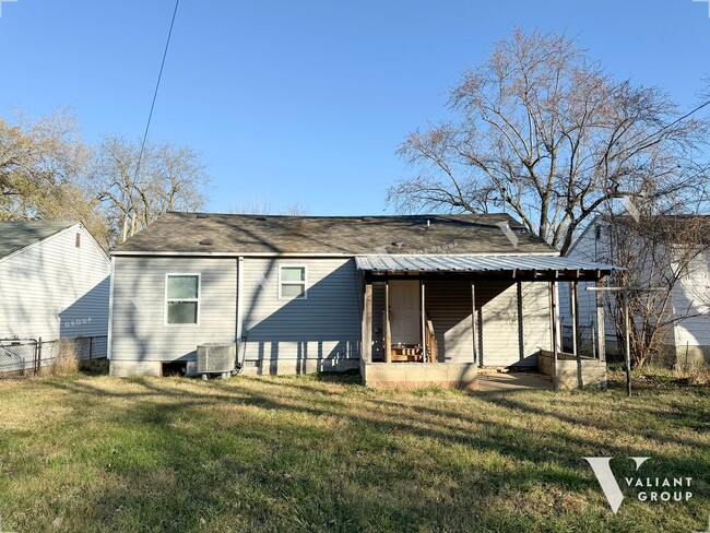 Building Photo - Charming Three-Bedroom, One-Bathroom Ranch...