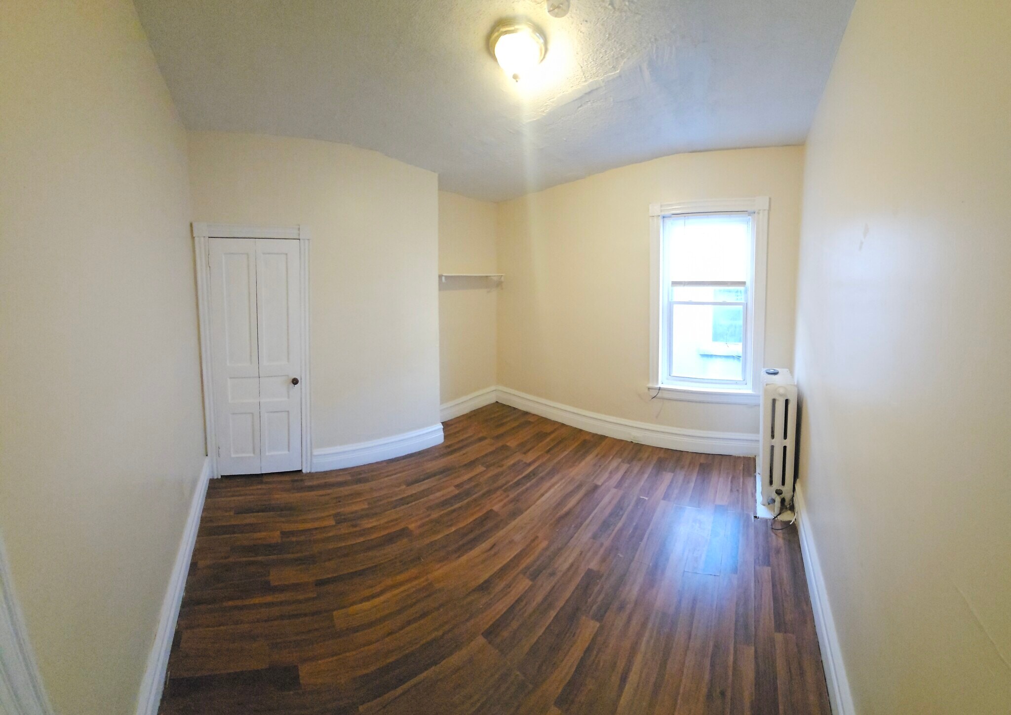 Building Photo - 132 W Douglass St