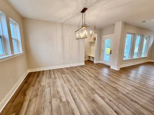 Building Photo - Gorgeous 4 bedroom home in Point Hope - Ch...