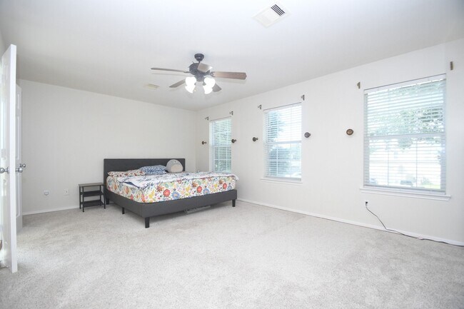 Building Photo - 2110 Dolan Hills Ct