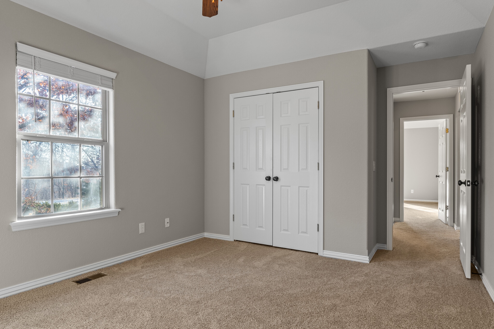 Building Photo - 1 Winchester Ln