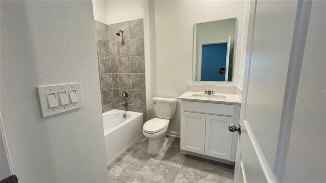 Building Photo - 2821 Pierr St