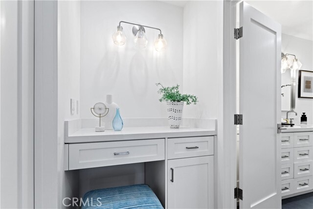 Building Photo - 1409 Havenhurst Dr