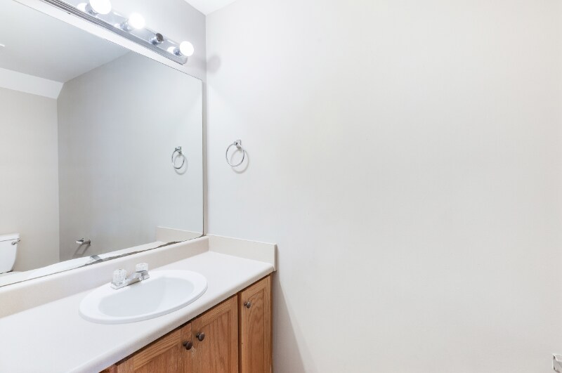 Building Photo - 109 Creekside Dr