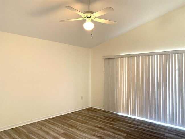 Building Photo - 5 Amberjack Terrace