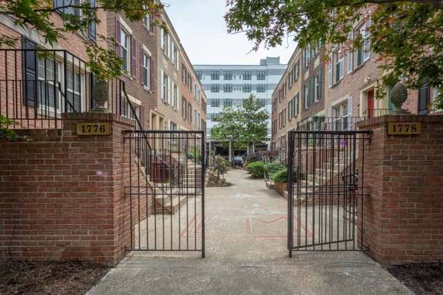 Building Photo - 1776 Lanier Pl NW