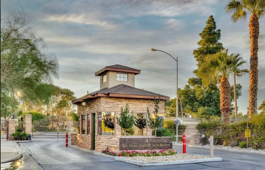Building Photo - 3177 Bel Air Dr