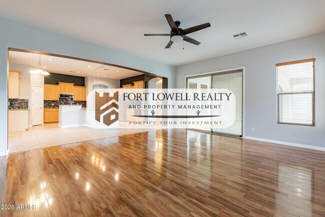 Building Photo - 13354 W San Miguel Ave