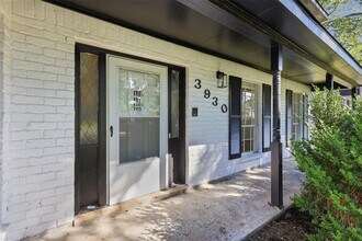 Building Photo - 3930 Cypress Hill Dr