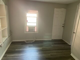 Building Photo - KX Wealth Fund 1