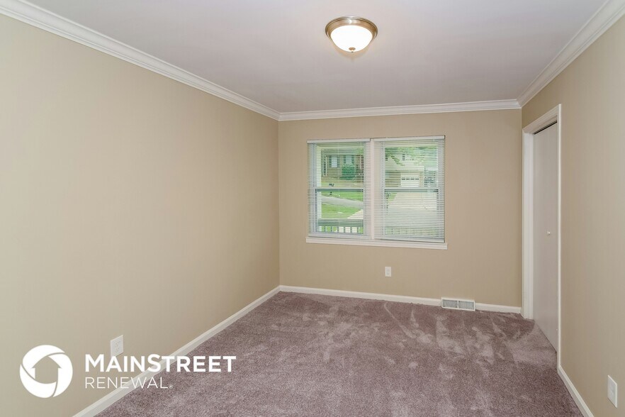 Building Photo - 413 20th Ct NE