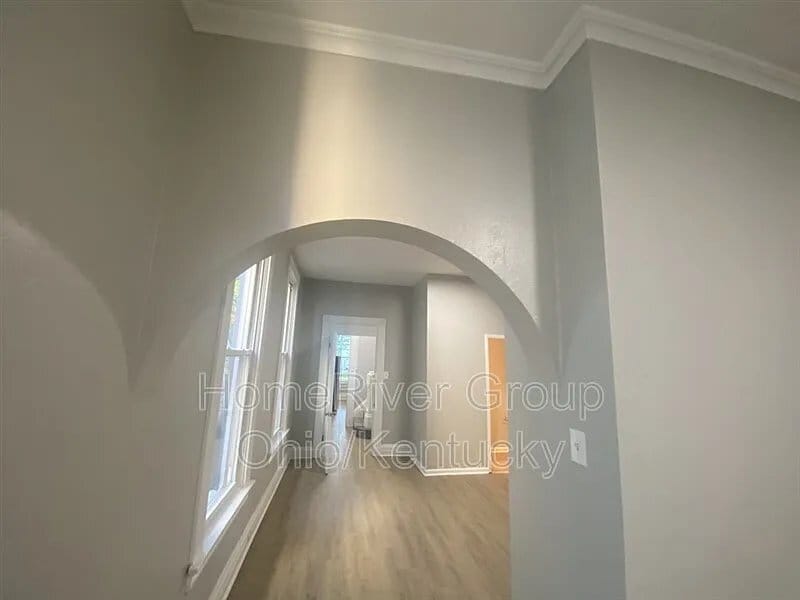 Building Photo - 329 E 16th St