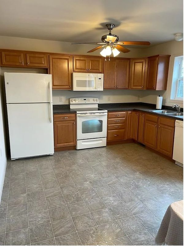 Building Photo - 6224 Galleon Drive