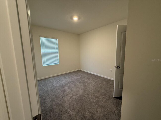 Building Photo - 1511 Ellesmere Ave