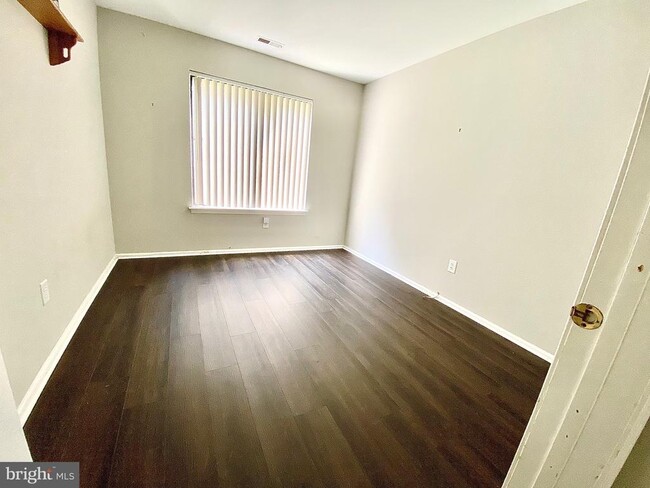 Building Photo - 803 Chesterwood Ct