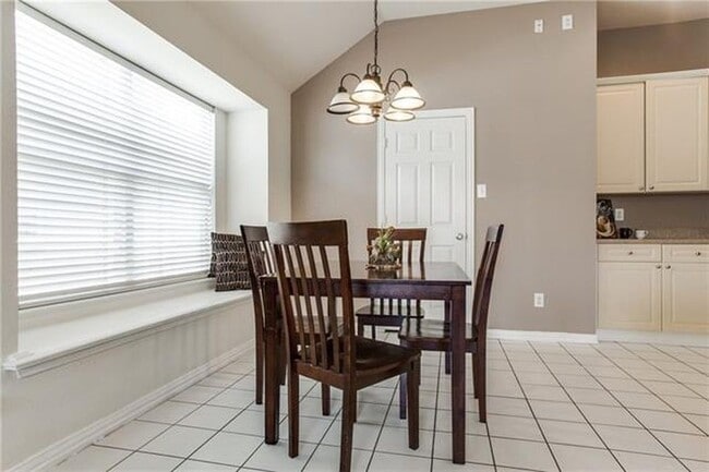 Building Photo - 3516 Kales Ln