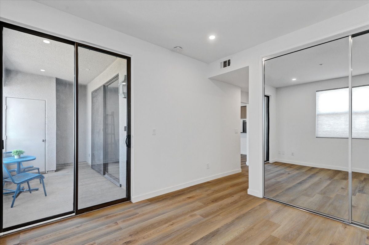 Building Photo - 555 Maine Ave