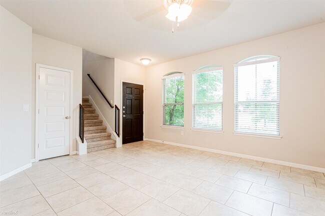 Building Photo - 4 br, 2.5 bath House - 605 AllensCreek Way
