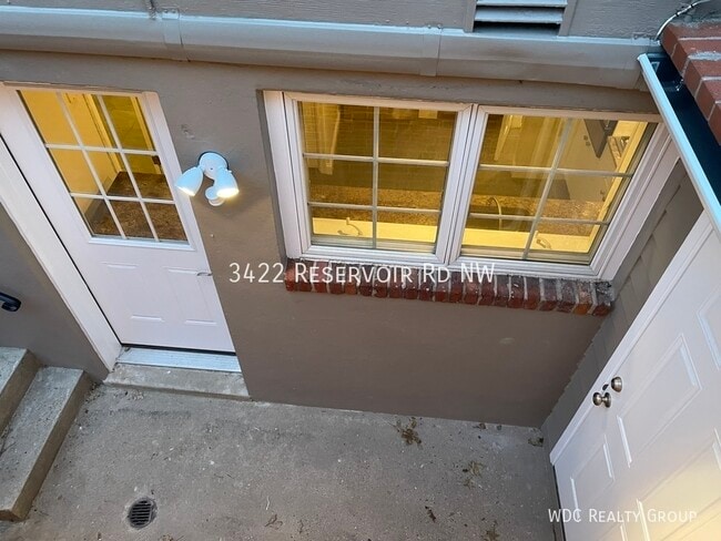 Building Photo - 3422 Reservoir Rd NW