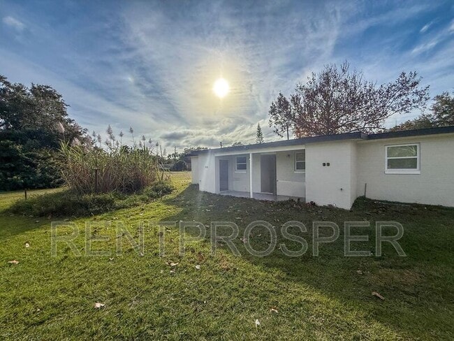 Building Photo - 39 N Ortman Dr