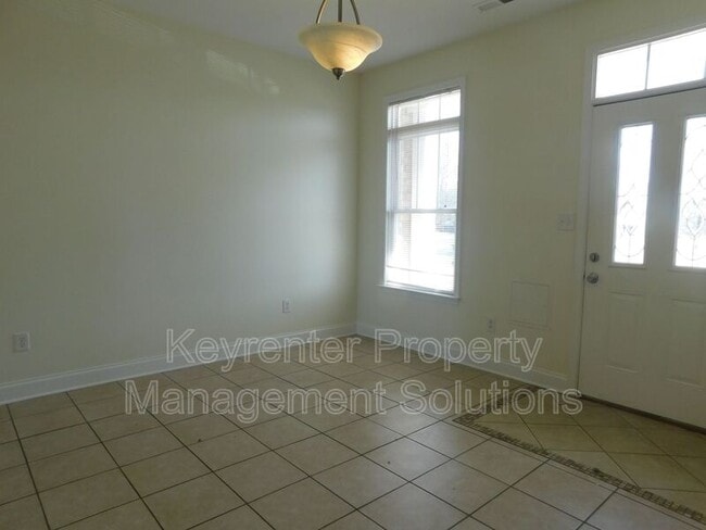 Building Photo - 22 Enchanted View Cir