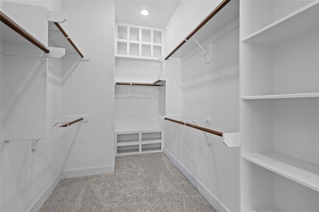 Building Photo - 8409 Hempstead Rd