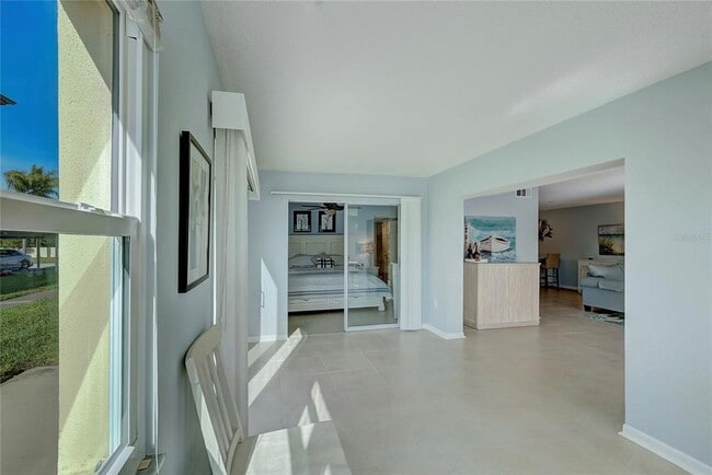 Building Photo - 4518 Garnet Dr