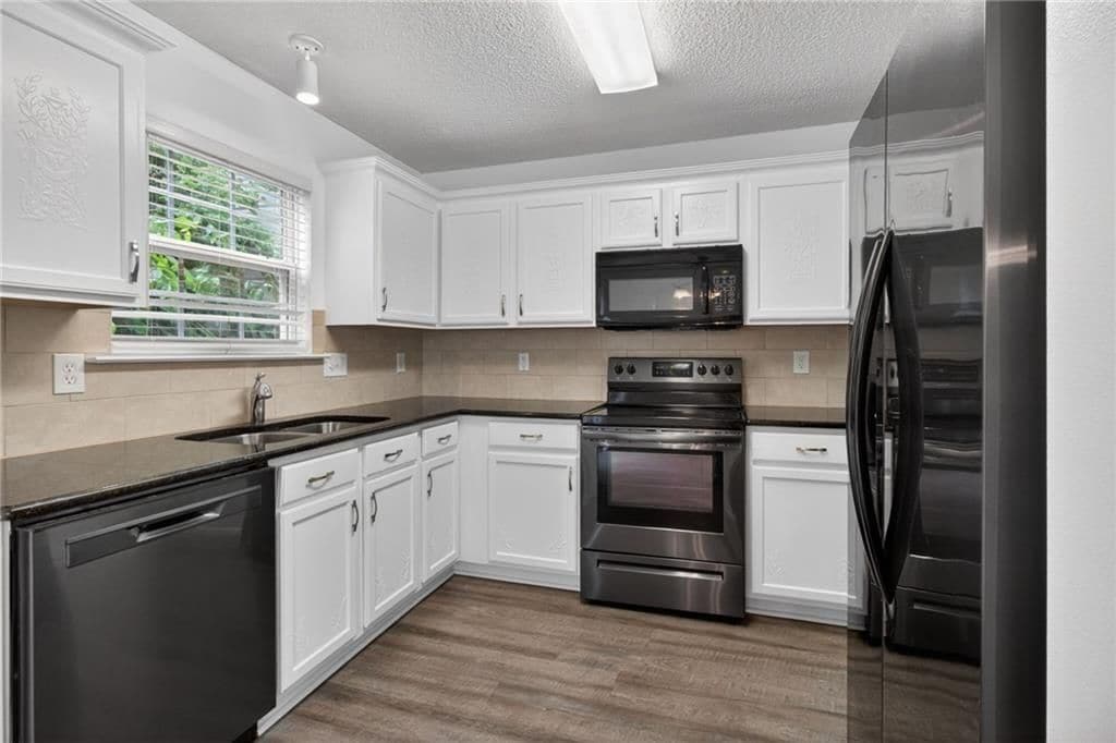Building Photo - 275 Cottonwood Creek Cir